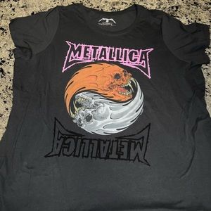 Womens torrid Metallica tee